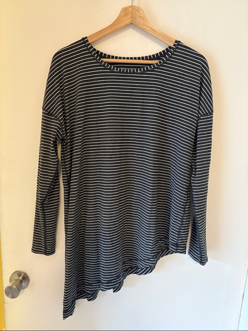 Lululemon To The Point long sleeve